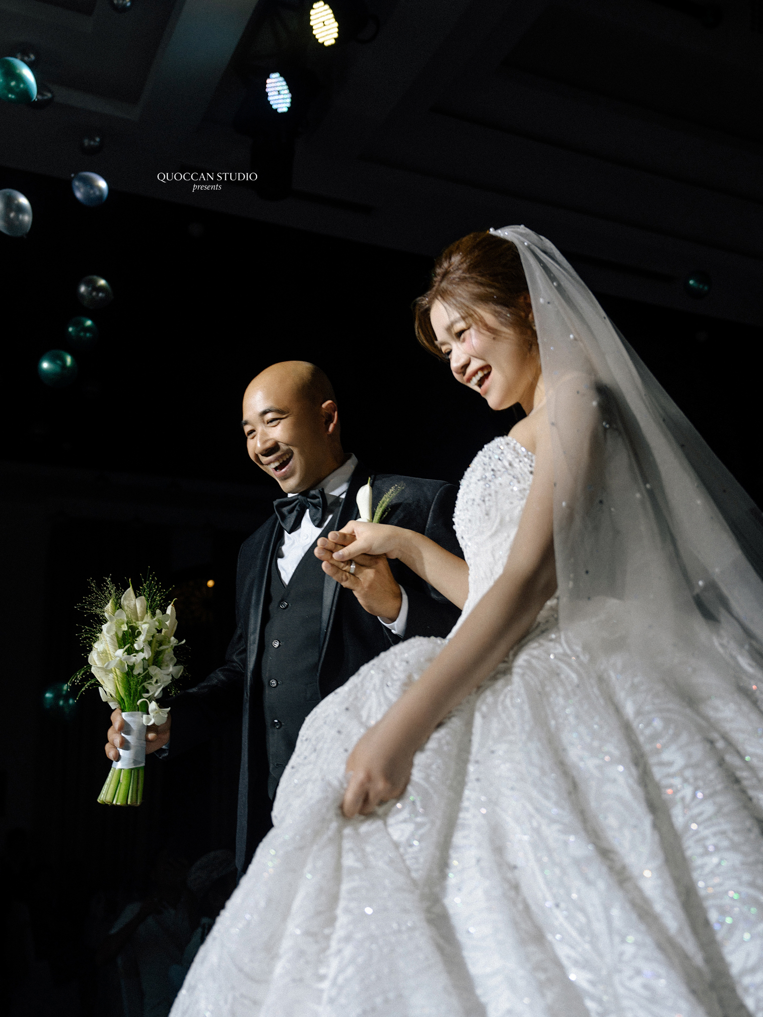 duy-tien-tu-uyen-phong-su-cuoi-nha-trang