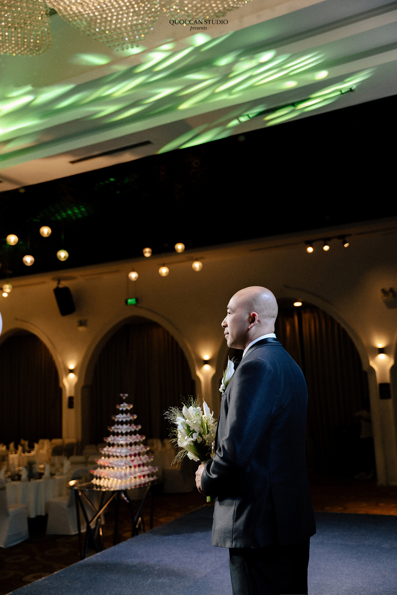 duy-tien-tu-uyen-phong-su-cuoi-nha-trang