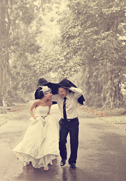Chụp hình cưới mùa mưa